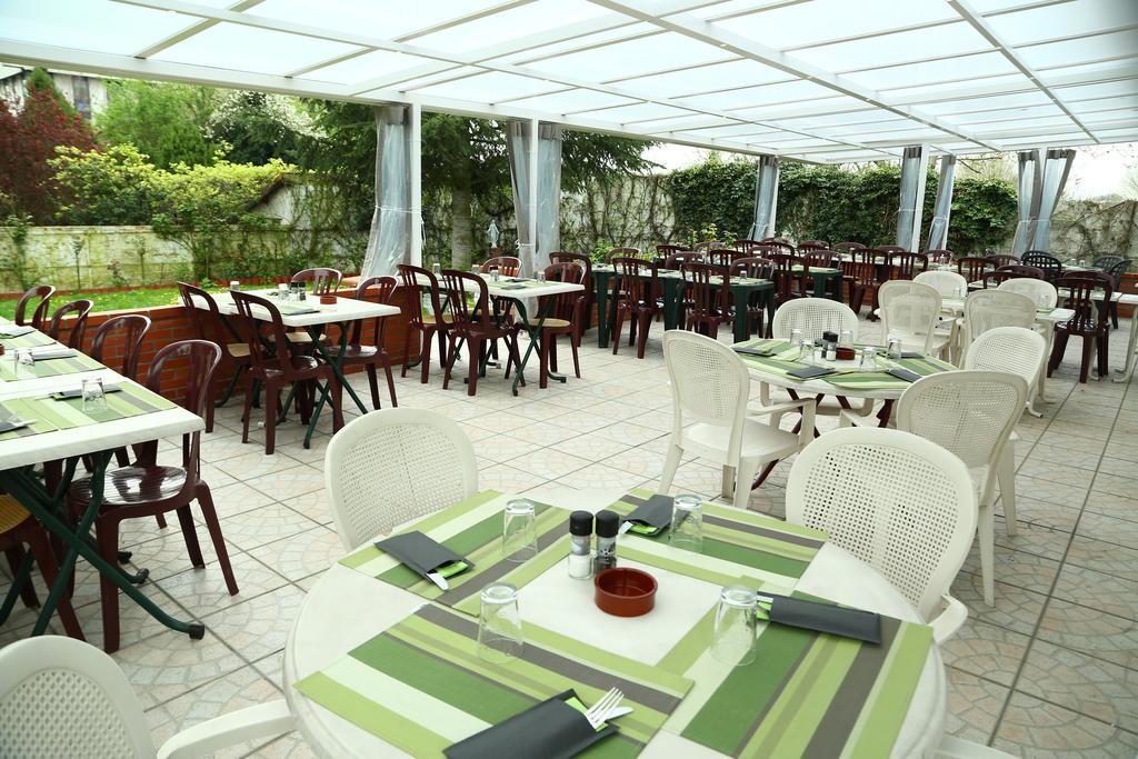 רונגיס Hotel Restaurant Maison Blanche מראה חיצוני תמונה