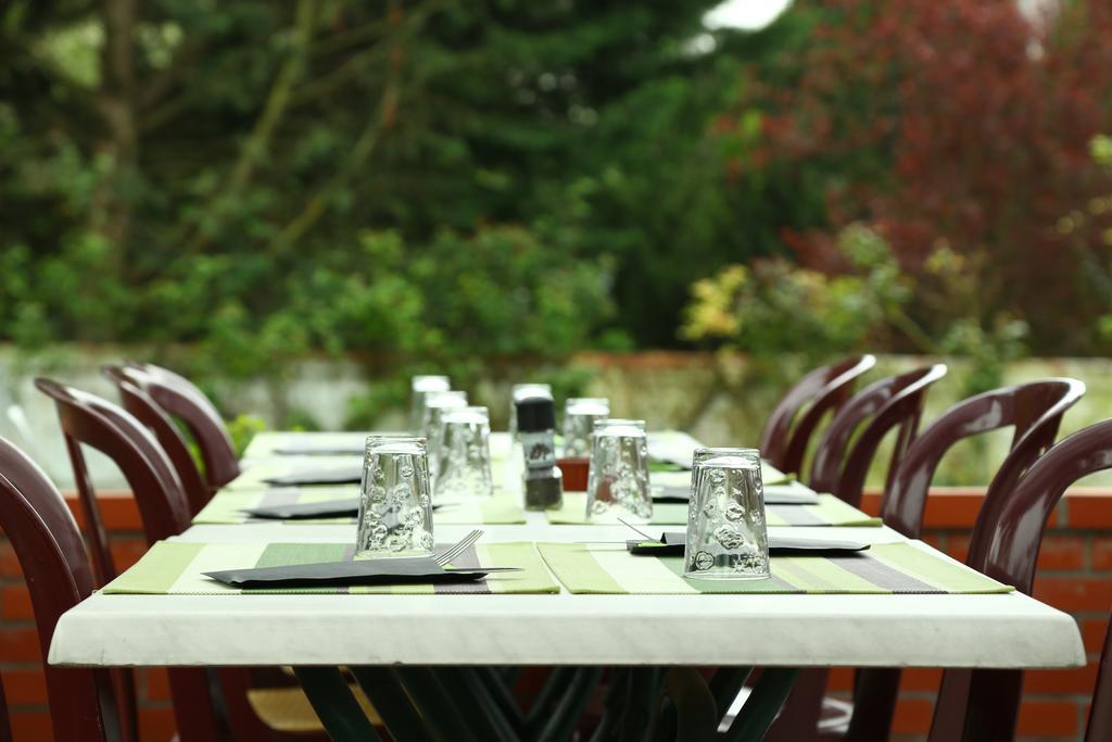 רונגיס Hotel Restaurant Maison Blanche מראה חיצוני תמונה