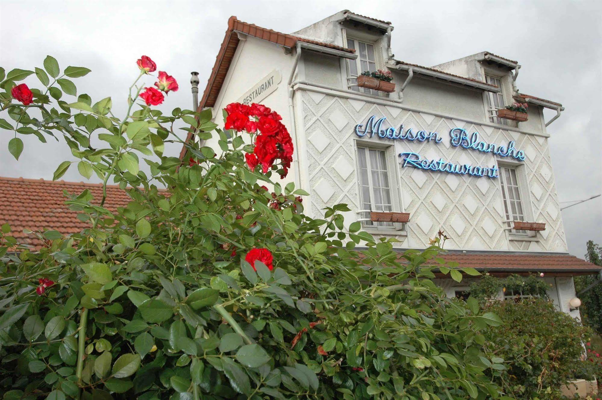 רונגיס Hotel Restaurant Maison Blanche מראה חיצוני תמונה