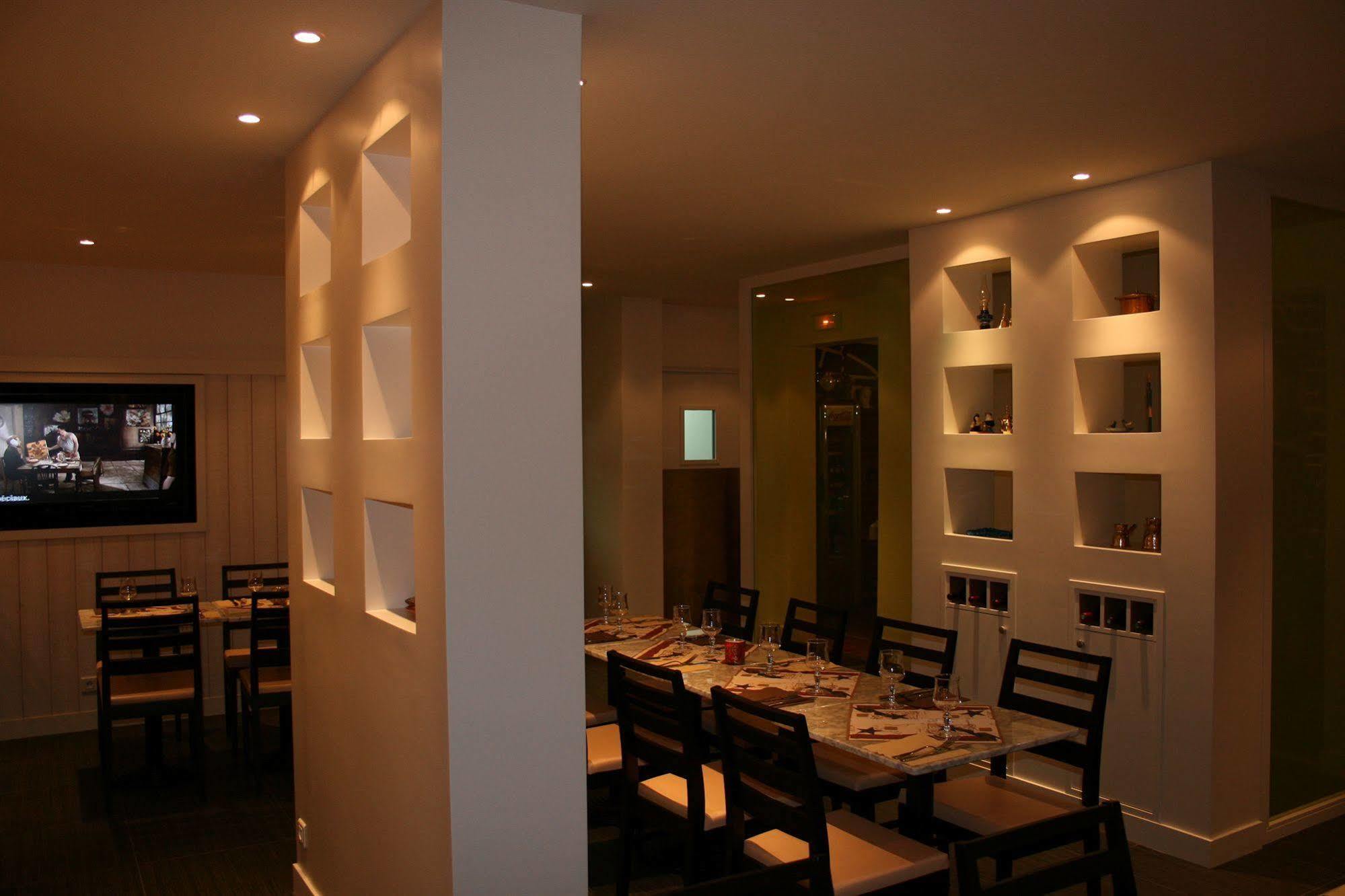 רונגיס Hotel Restaurant Maison Blanche מראה חיצוני תמונה