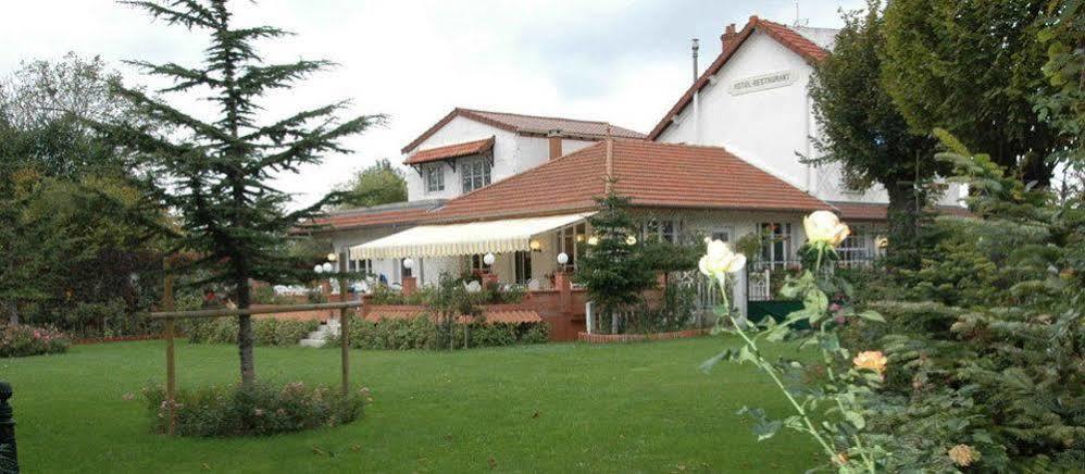 רונגיס Hotel Restaurant Maison Blanche מראה חיצוני תמונה
